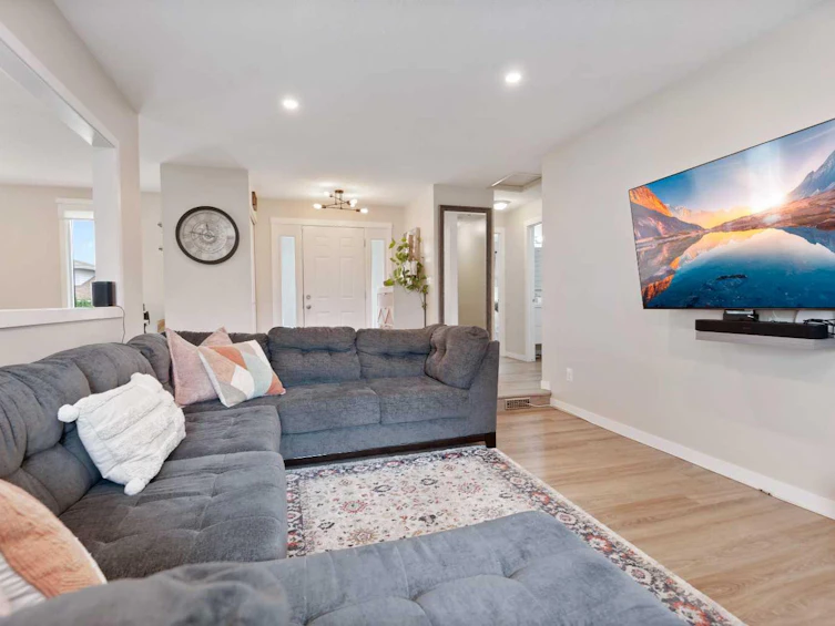 43 Castle Crescent, Red Deer, AB, T4P 2E8 - 10