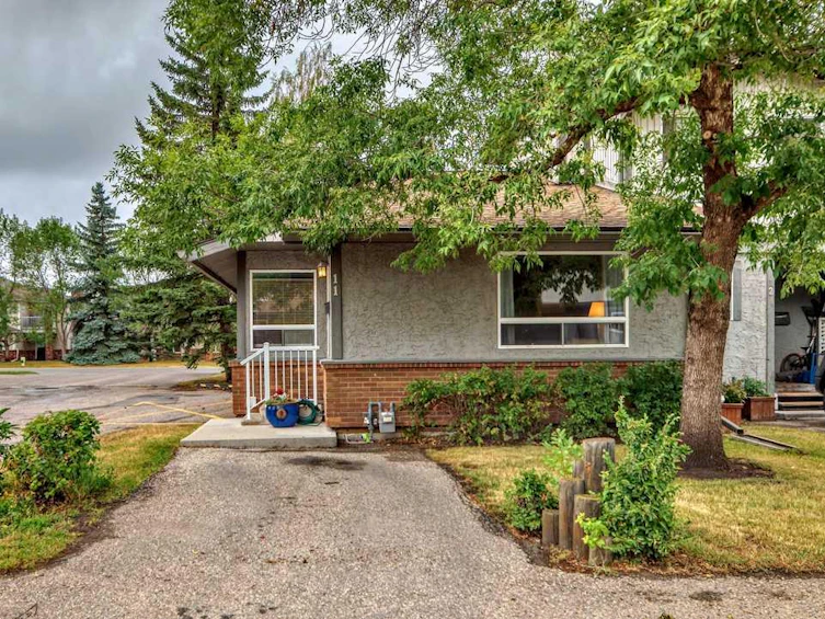 11,-7172 Coach Hill Road Southwest, Calgary, AB, T3H 1C8