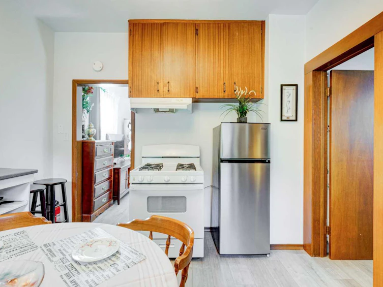 6 New Place SE, Calgary, AB, T2G 3Y2 - 13