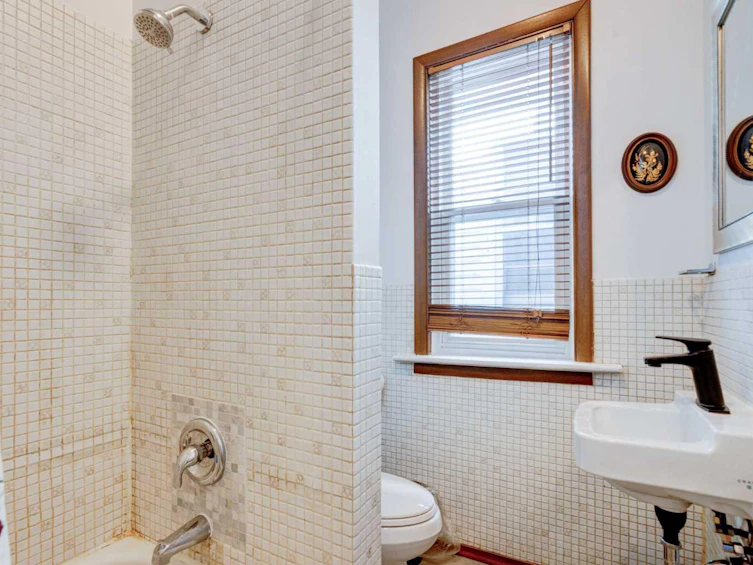 6 New Place SE, Calgary, AB, T2G 3Y2 - 23