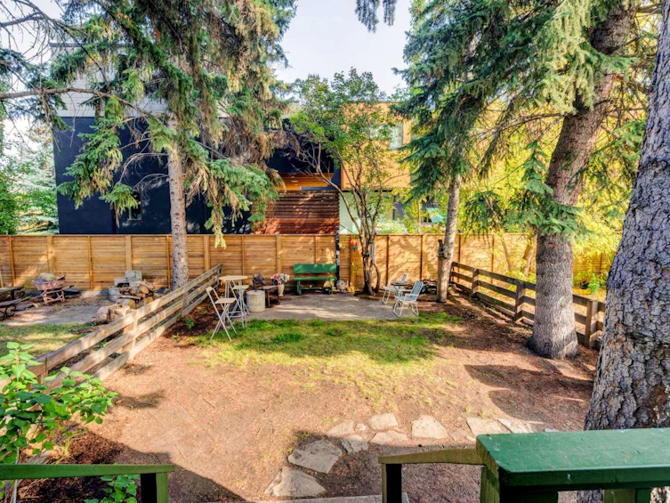 6 New Place SE, Calgary, AB, T2G 3Y2 - 36