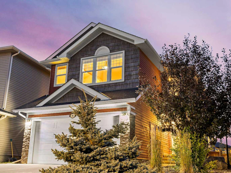 96 Sage Bank Crescent NW, Calgary, AB, T3R 0J2