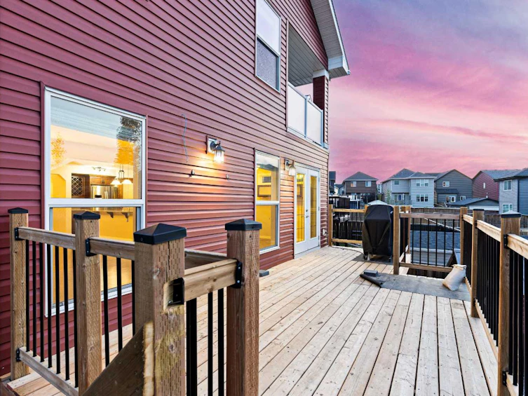 96 Sage Bank Crescent NW, Calgary, AB, T3R 0J2 - 2
