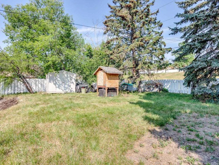 744 Hunterston Crescent NW, Calgary, AB, T2K 4N2 - 17