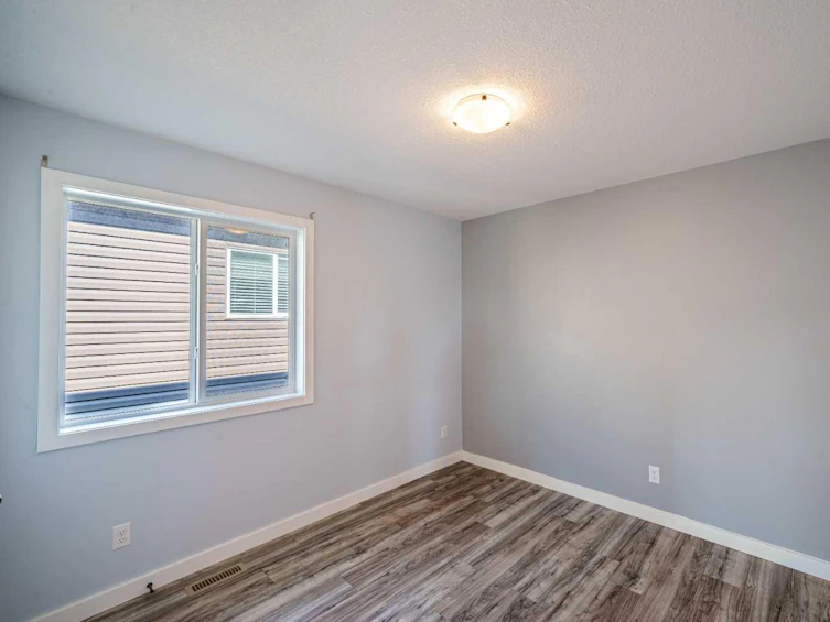 1150 Kings Heights Way Southeast, Airdrie, AB, T4A 0M8 - 8