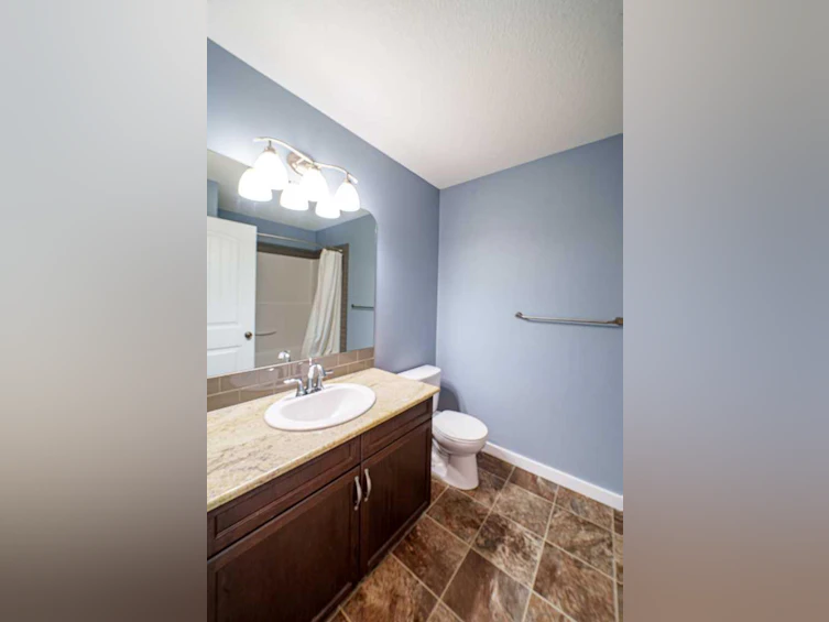 1150 Kings Heights Way Southeast, Airdrie, AB, T4A 0M8 - 11