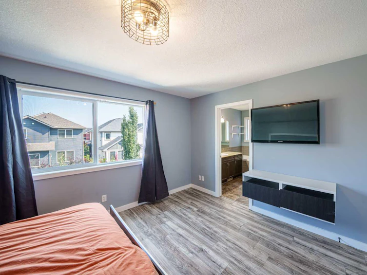 1150 Kings Heights Way Southeast, Airdrie, AB, T4A 0M8 - 13