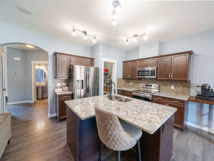 1150 Kings Heights Way Southeast, Airdrie, AB, T4A 0M8 - 17