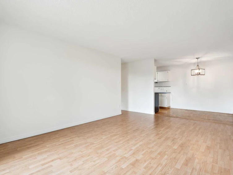 415-3420 50 Street NW, Calgary, AB, T3A 2E1 - 13