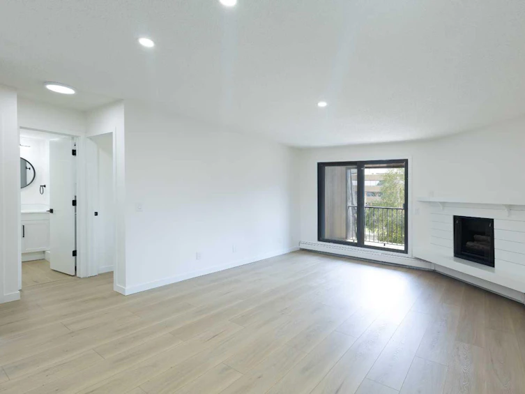 2302-4001B 49 Street NW, Calgary, AB, T3A 2C9 - 5