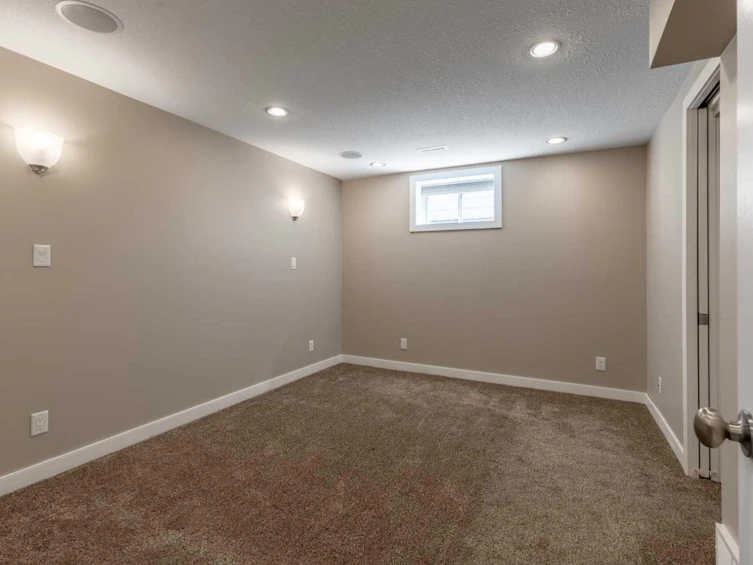 2022 10 Avenue S, Lethbridge, AB, T1K 0C1 - 30