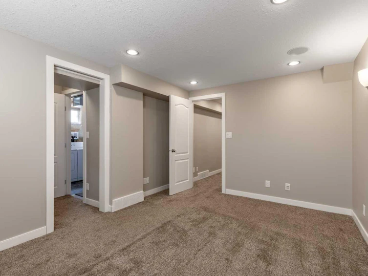 2022 10 Avenue S, Lethbridge, AB, T1K 0C1 - 31