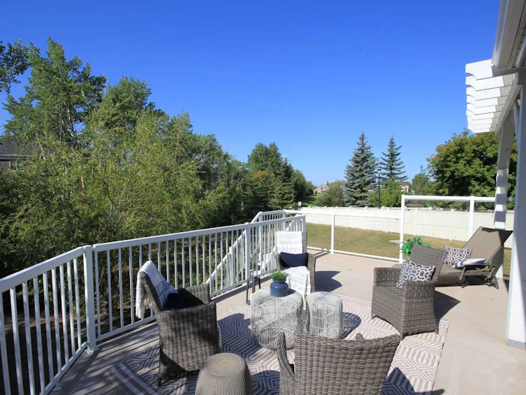 57 Strathlea Court SW, Calgary, AB, T3H 4T4 - 31