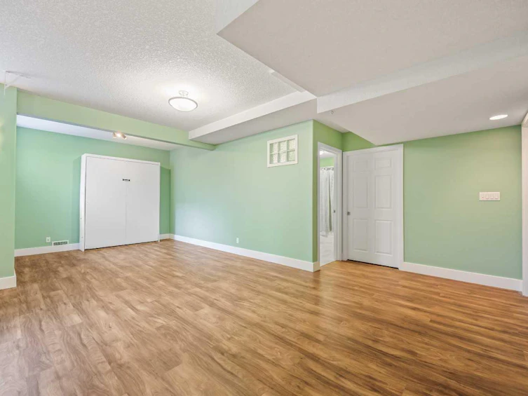 57 Strathlea Court SW, Calgary, AB, T3H 4T4 - 37