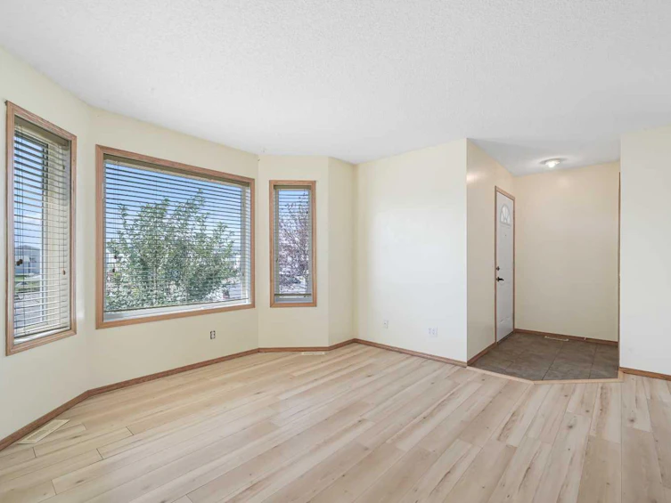 1914B 29 Avenue, Nanton, AB, T0L 1R0 - 3