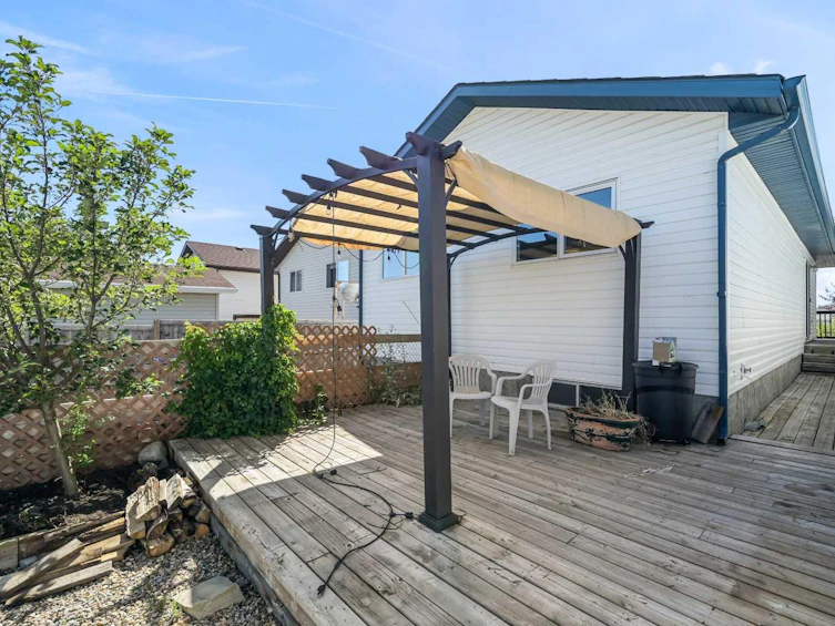 1914B 29 Avenue, Nanton, AB, T0L 1R0 - 29