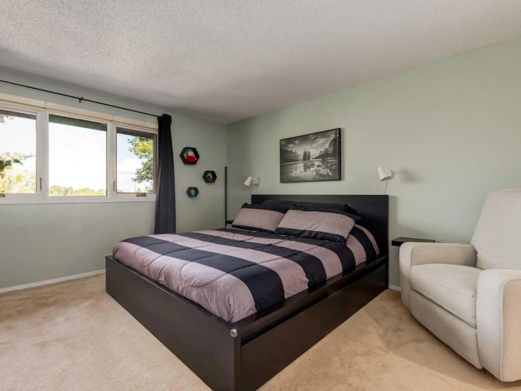35-3302 50 Street NW, Calgary, AB, T3A 2C6 - 11