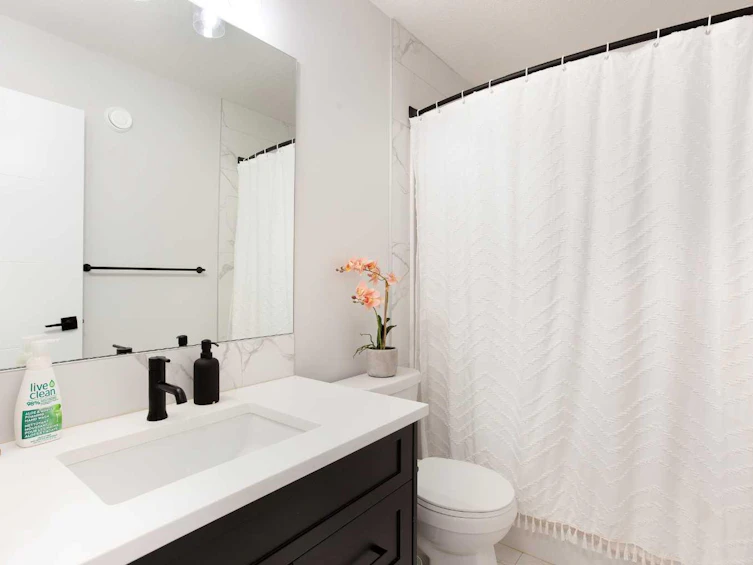 377 Edith Road NW, Calgary, AB, T3R 1Y9 - 21