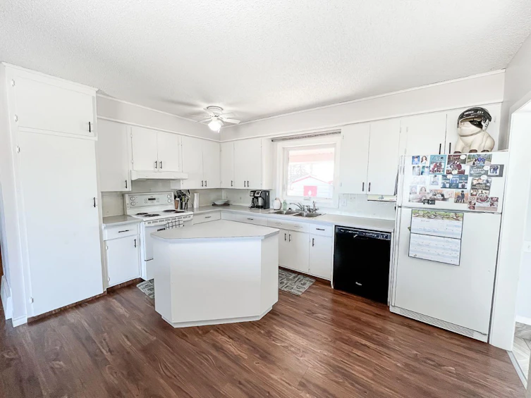 5 1 Avenue SW, Falher, AB, T0H 1M0 - 4