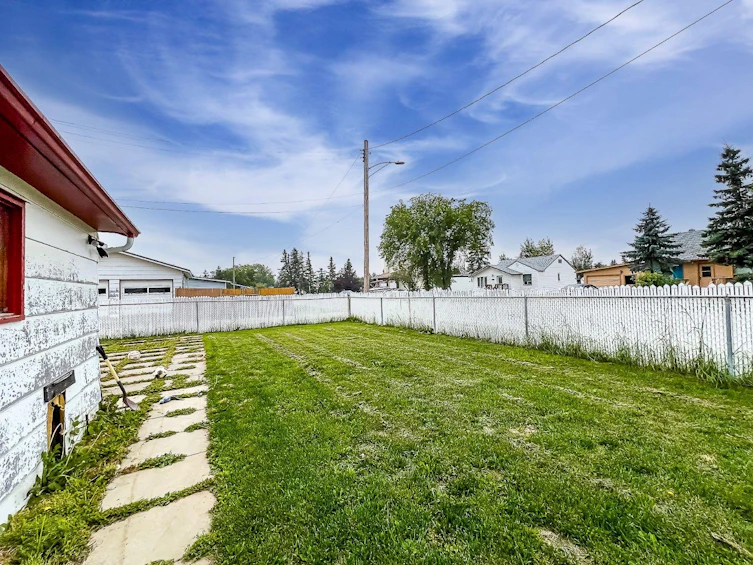 5 1 Avenue SW, Falher, AB, T0H 1M0 - 31