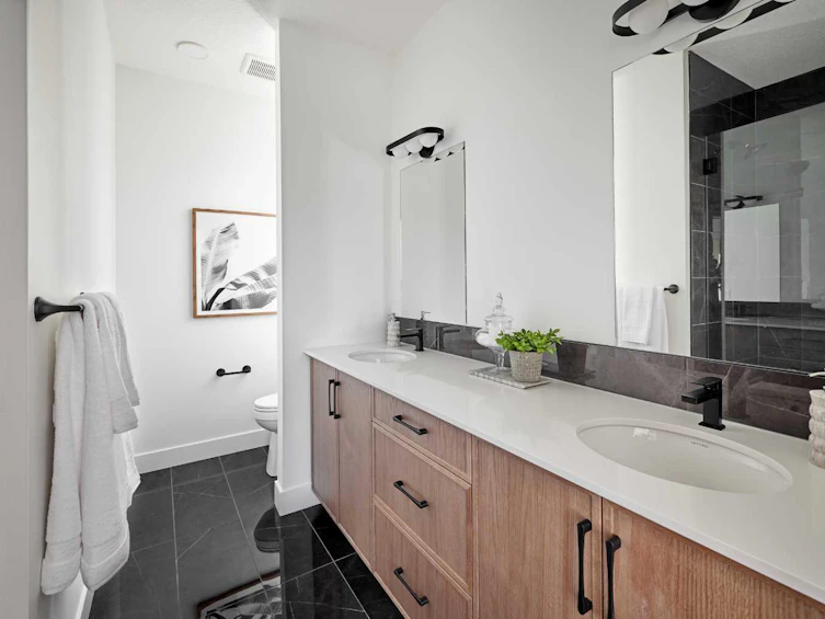 Unit 2-2220 26 Avenue SW, Calgary, AB, T2T 1E8 - 18