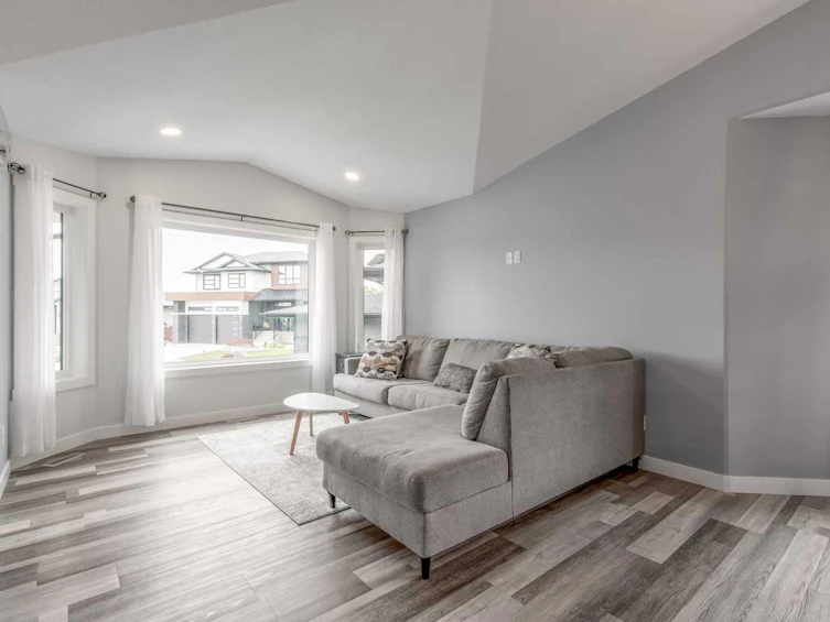 214 Stonecrest Bay W, Lethbridge, AB, T1K 5N7 - 5