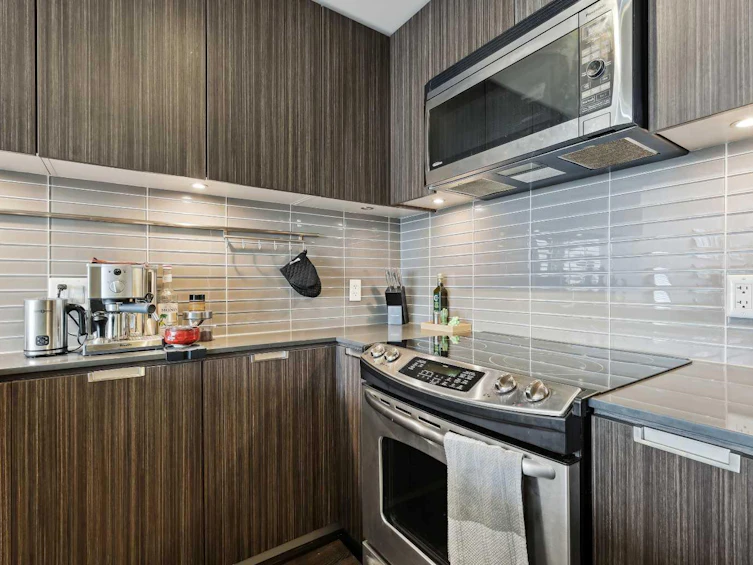 1006-626 14 Avenue SW, Calgary, AB, T2R 0X4 - 10