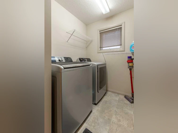 16 Rivercrest Court W, Lethbridge, AB, T1K 7P3 - 21