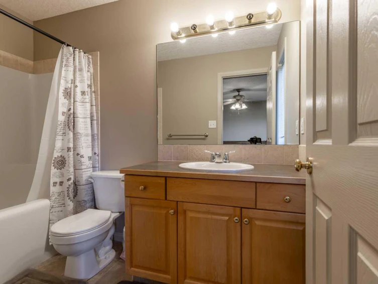 16 Rivercrest Court W, Lethbridge, AB, T1K 7P3 - 31