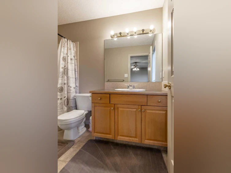 16 Rivercrest Court W, Lethbridge, AB, T1K 7P3 - 32