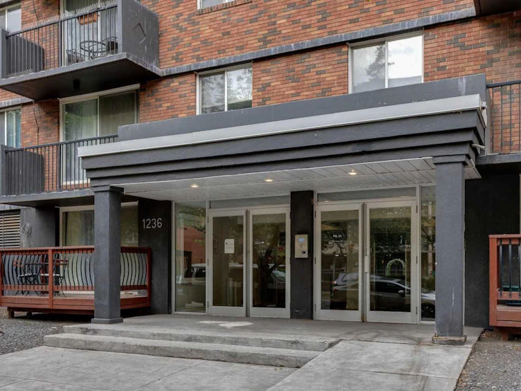 303-1236 15 Avenue SW, Calgary, AB, T3C 0X5 - 2