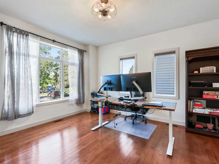 7611 36 Avenue NW, Calgary, AB, T3B 1V2 - 15