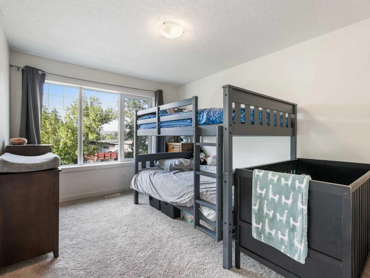 7611 36 Avenue NW, Calgary, AB, T3B 1V2 - 23