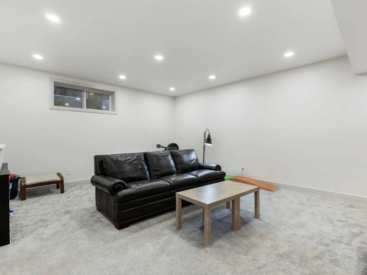 7611 36 Avenue NW, Calgary, AB, T3B 1V2 - 27