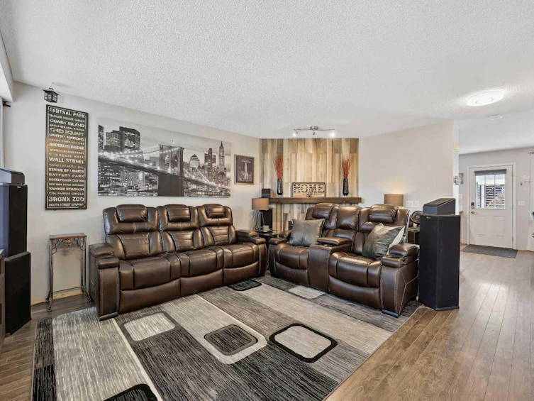 27 Martin Crossing Close NE, Calgary, AB, T3J 3R5 - 3