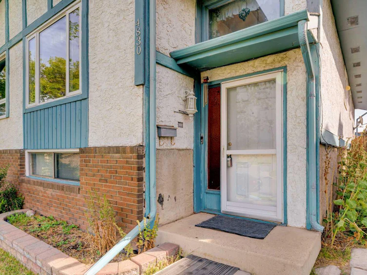 4830 60 Street Northeast, Calgary, AB, T1Y 5E9 - 3