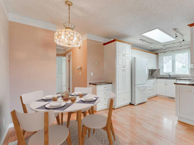 4830 60 Street Northeast, Calgary, AB, T1Y 5E9 - 7