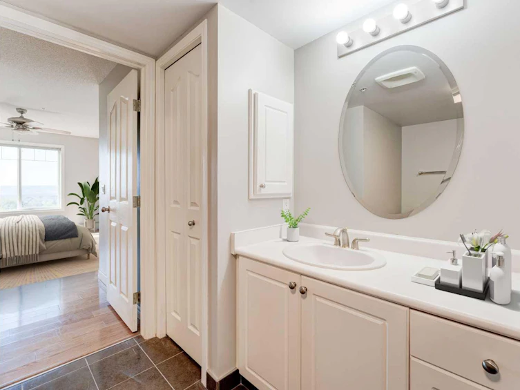 306-345 Rocky Vista Park NW, Calgary, AB, T3G 5K6 - 11