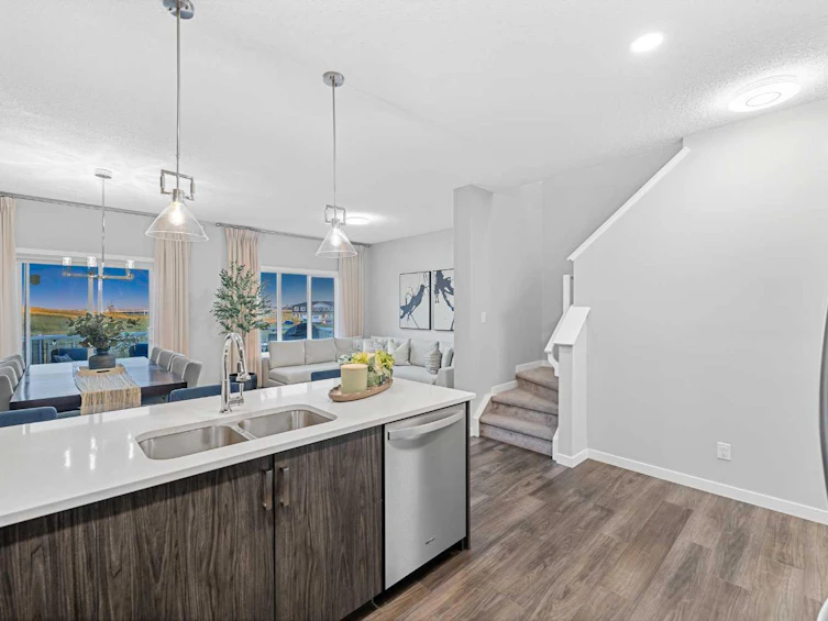 158 Carringvue Park NW, Calgary, AB, T3P 1L1 - 14