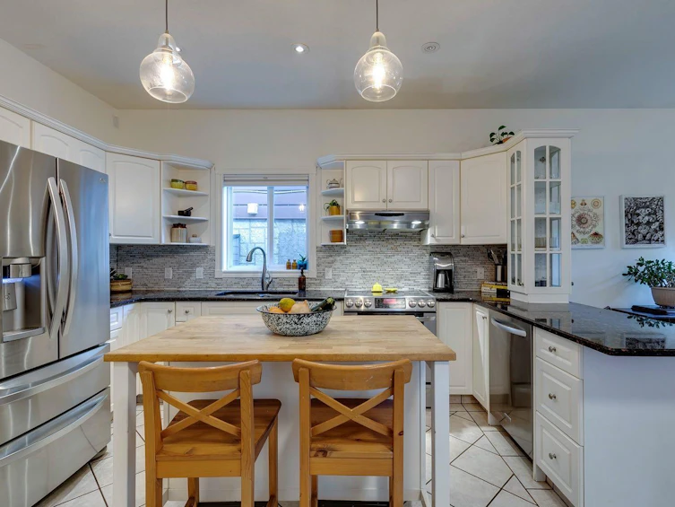 1633 18 Avenue NW, Calgary, AB, T2M 0X2 - 13