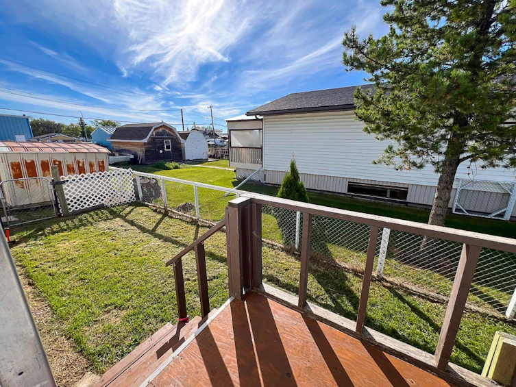 428 1 Street Southwest, Falher, AB, T0H 1M0 - 17
