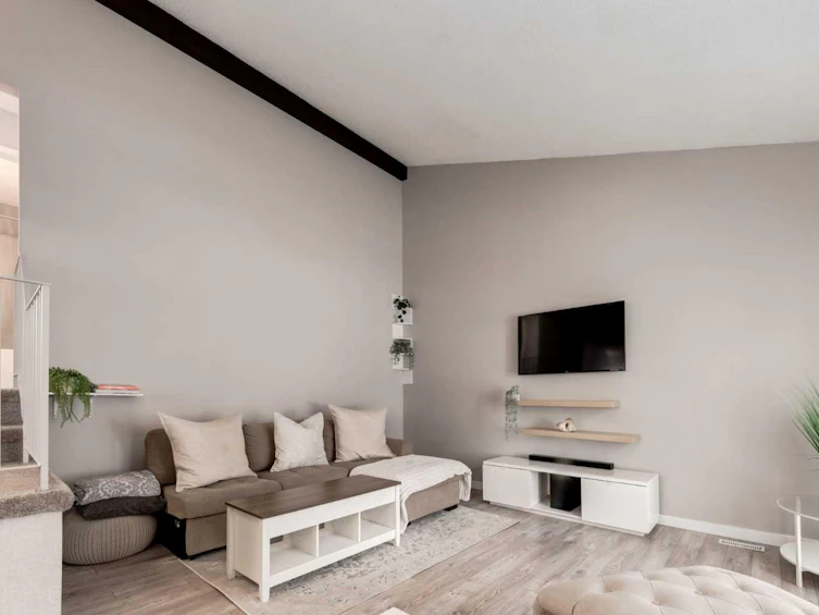 7136 Temple Drive Northeast, Calgary, AB, T1Y 4E7 - 5