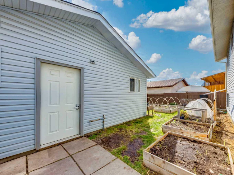 7136 Temple Drive Northeast, Calgary, AB, T1Y 4E7 - 28