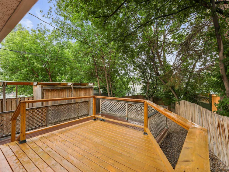 1 Meadowview Road SW, Calgary, AB, T2V 1V9 - 13