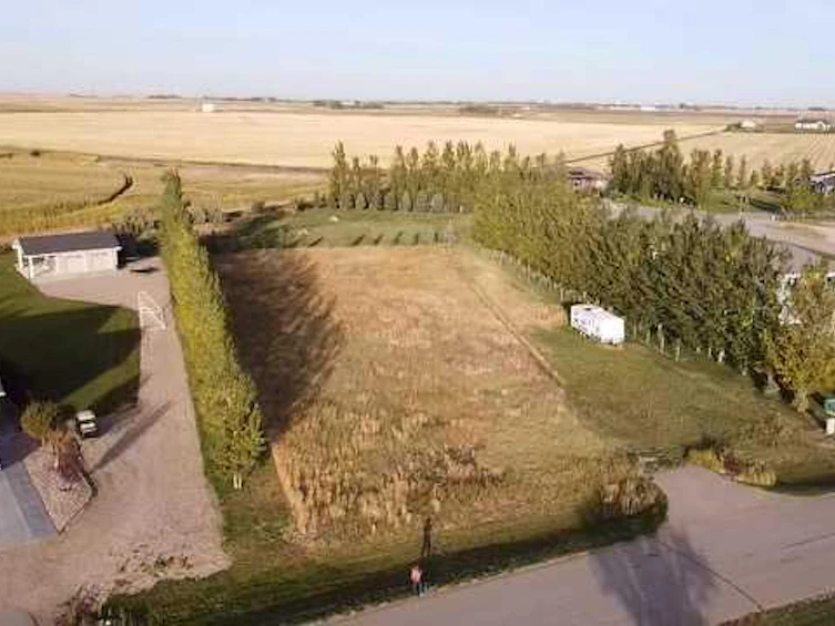 142 Antler Ridge Road, Lethbridge, AB, T0K 1V0