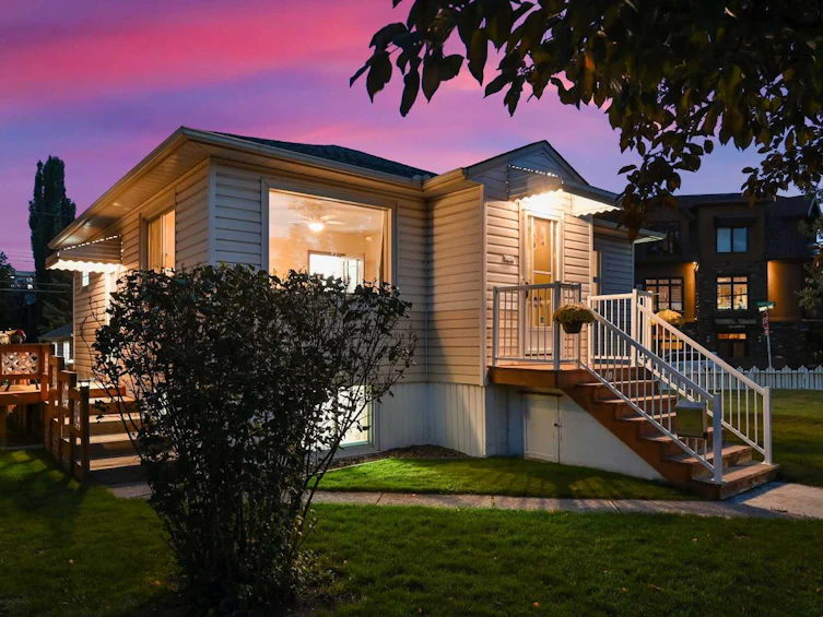 404 11a Street NW, Calgary, AB, T2N 1Y1 - 9
