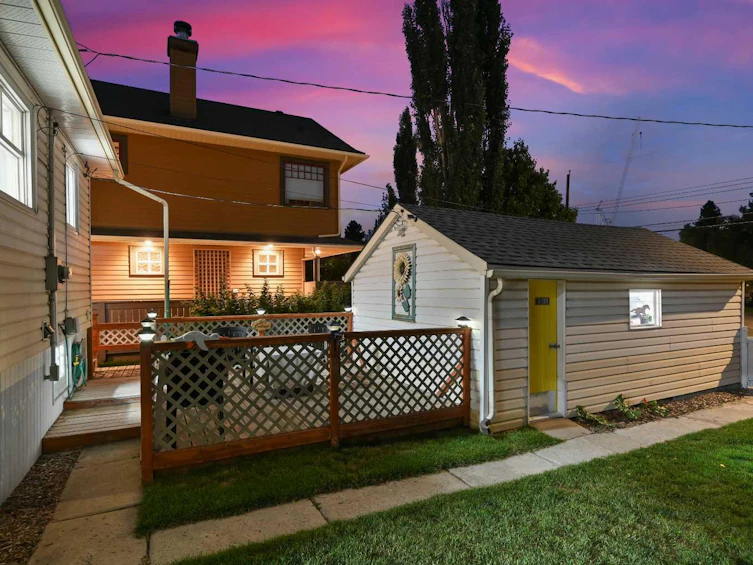 404 11a Street NW, Calgary, AB, T2N 1Y1 - 23
