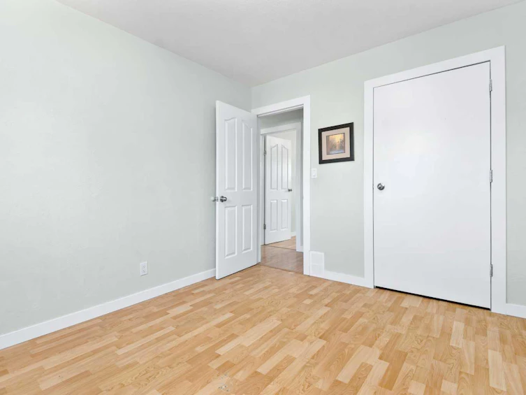5920 51 Avenue, Red Deer, AB, T4N 4H9 - 22