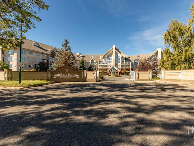 417-100 2 Avenue S, Lethbridge, AB, T1K 0B5