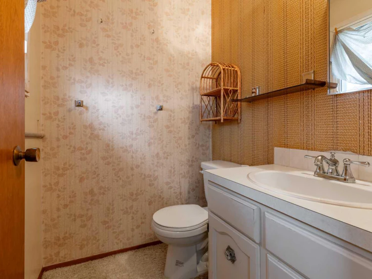 1705 23 Avenue N, Lethbridge, AB, T1H 4N3 - 22